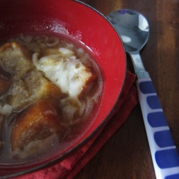 french onion soup w/ homemade croutons & melted gruyere cheese